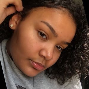 Meet your Posher, Janaleigh